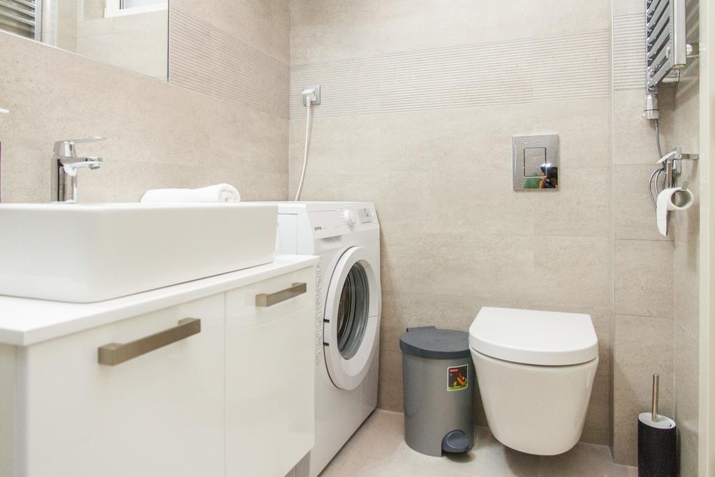 Apartment Barcelona Belgrad Oda fotoğraf